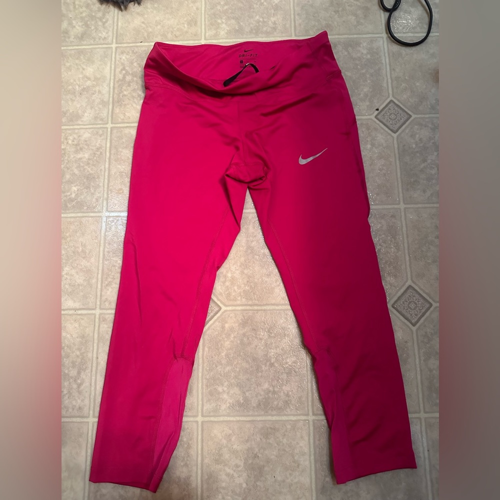 Nike Pink Athletic Leggings with Elastic Waistband